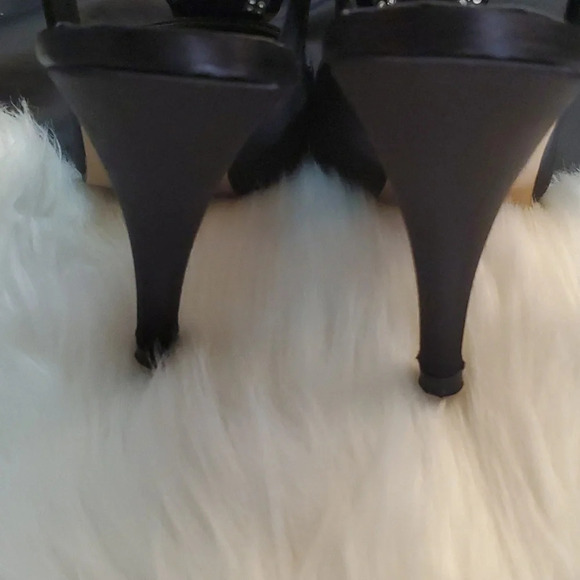 Pappagallo Womens Black Satin Look Shoes with Crystal Embellishments - Picture 7 of 10